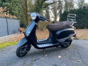 ② GTS TOSCANA DYNAMIC - ZO GOED ALS NIEUW - 3000KM