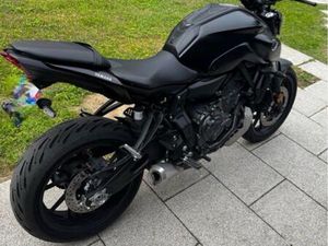 MT-07 A2 2023 - ÉTAT NEUF - 3 200 KM - OPTIONS