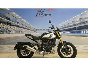 VENDO CFMOTO 700CL-X HERITAGE (2021 - 25) USATA A RHO (CODICE 9902610) - MOTO.IT