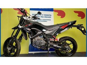 VENDO KSR MOTO TW 125 SM EFI (2017 - 20) USATA A VICENZA (CODICE 9902544) - MOTO.IT