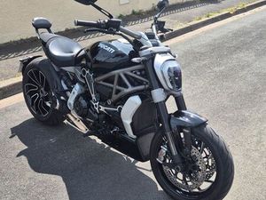DUCATI DIAVEL S