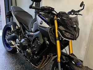 YAMAHA MT-09 SP SCARICO MANUBRIO SRT TRASMISSIONE NUOVA 12 GAR NERO