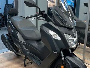 SYM JOYMAX Z 300 CC - CONCESSION SYM OUVERT SAMEDI MATIN