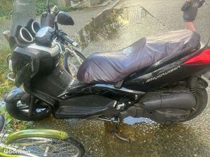 VEND YAMAHA XMAX