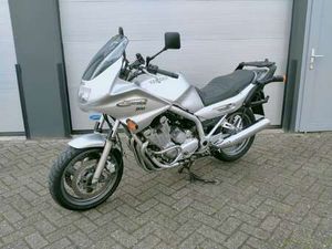 YAMAHA XJ 900 XJ 900S DIVERSION ZILVER