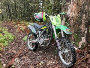 KAWASAKI KXF 250 CC 2005 VILA DE PRADO