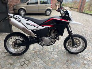 HUSQVARNA SM 630 BIANCO