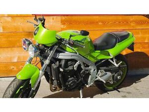 VENDO TRIUMPH SPEED TRIPLE 955 (1998 - 01) USATA A BIELLA (CODICE 9902501) - MOTO.IT