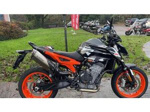 VENDO KTM 890 DUKE GP (2022 - 23) USATA A LEGNANO (CODICE 9902743) - MOTO.IT
