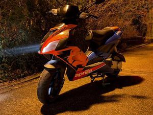 APRILIA SR 50 FACTORY