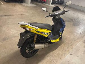 KYMCO SUPER 8 50 CCM