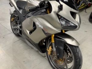 KAWASAKI ZXR ZX6R NINJA