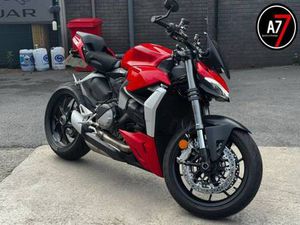 2022 DUCATI STREETFIGHTER STREETFIGHTER V2 (22MY) NAKED PETROL MANUAL