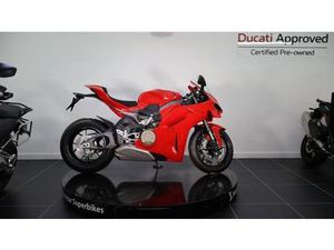 DUCATI PANIGALE V4 - PRE REGD - 2025/6 MY - 10 MILES