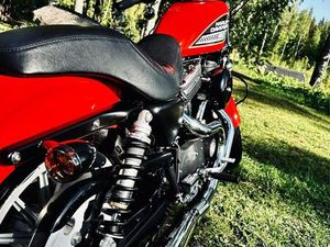 XL 883 R SPORTSTER ROADSTER