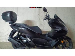 VENDO HONDA PCX 125 (2021 - 24) USATA A MONGUZZO (CODICE 9902774) - MOTO.IT