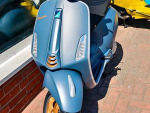 VESPA PRIMAVERA 125 OFFICINA 8