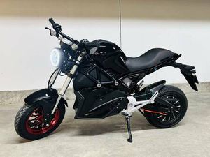 FS: NEAR BRAND NEW ELECTRIC MOTORCYCLE (REQ. CLASS 5 DL) PRIVATE SALE