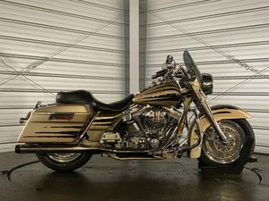 2003 HARLEY-DAVIDSON® FLHRSE - CVO SCREAMIN EAGLE ROAD KING