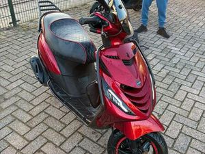 PIAGGIO ZIP 2000