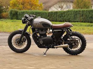 TRIUMPH BONNEVILLE T120