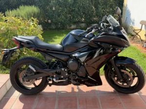 YAMAHA XJ6 600 CC ABRANTES (SÃO VICENTE E SÃO JOÃO) E ALFERRAREDE