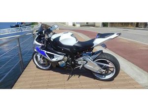 BMW S1000RR IRREPREENSÍVEL ESPINHO