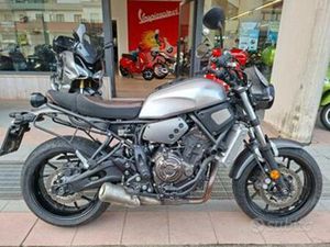 YAMAHA XSR 700