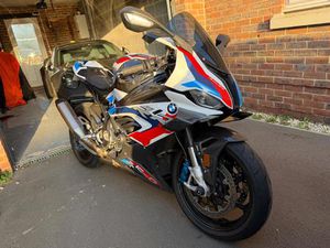 BMW M 1000 RR CLAW-SHIFTED EURO 5 999 CC