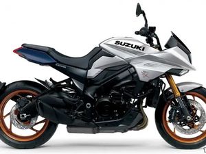 SUZUKI GSXS 1000 S KATANA
