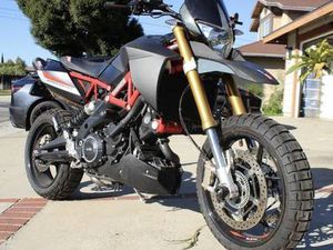 2018 APRILIA DORSODURO SUPERMOTO