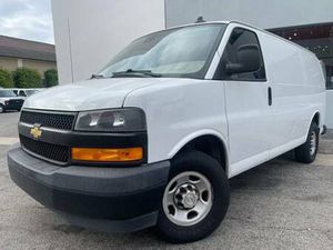 2020 CHEVROLET EXPRESS CARGO WITH LIFT GORGEOUS