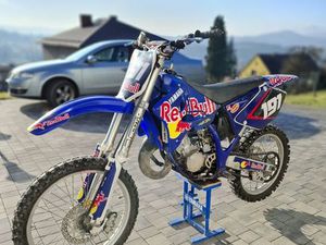 CROSS YAMAHA YZ 125 REDBULL ISTEBNA