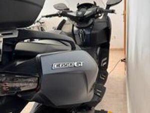 MAXISCOOTER BMW C 650 GT