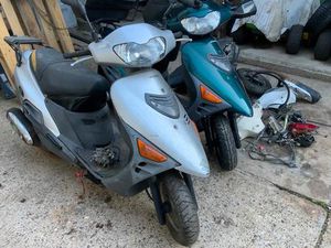 SUZUKI AN 125 3 STÜCK BASTLER LESEN