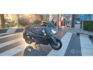 YAMAHA X-MAX 300 TECH MAX