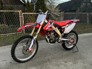 HONDA CRF 250. 2008R WĘCHADLÓW