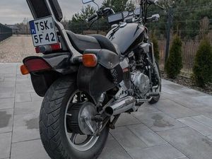 HONDA VF 700 MAGNA GRĄDY