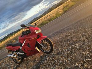 HONDA VFR 800FI ZADBANA ZĄBKOWICE ŚLĄSKIE