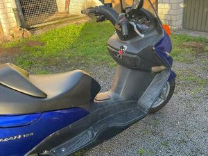 SUZUKI BURGMANN UH 125