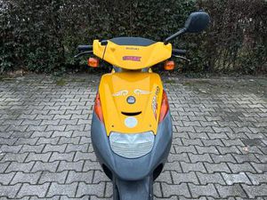 SUZUKI AP 50 ROLLER GELB - FAHRBEREIT UND ZUVERLÄSSIG