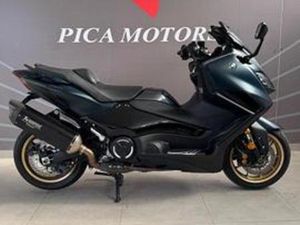 YAMAHA T-MAX 560 TECH MAX ABS MY22
