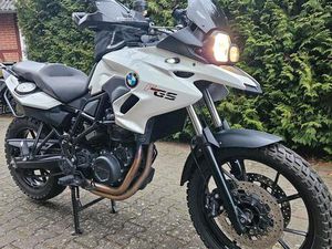 BMW F700GS