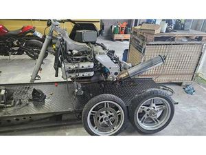 BMW K1200RS – UMBAUPROJEKT / ERSATZTEILSPENDER | FAST KOMPLETT ZE