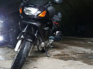 HONDA DEAUVILLE NT 650 V 650 CM3, 2005 GOD.