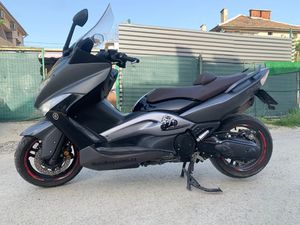 YAMAHA T-MAX XP500 →