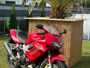 MOTORRAD HONDA LTD SC36 VTR 1000 F MIT WENIG KILOMETER