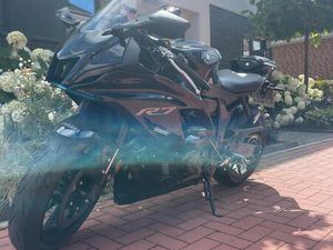 YAMAHA R7 NUR 1.600 KM!
