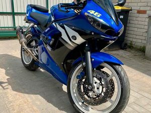 YAMAHA YZF-R6