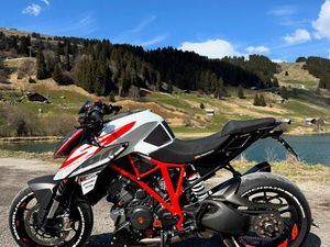 1290 SUPER DUKE R